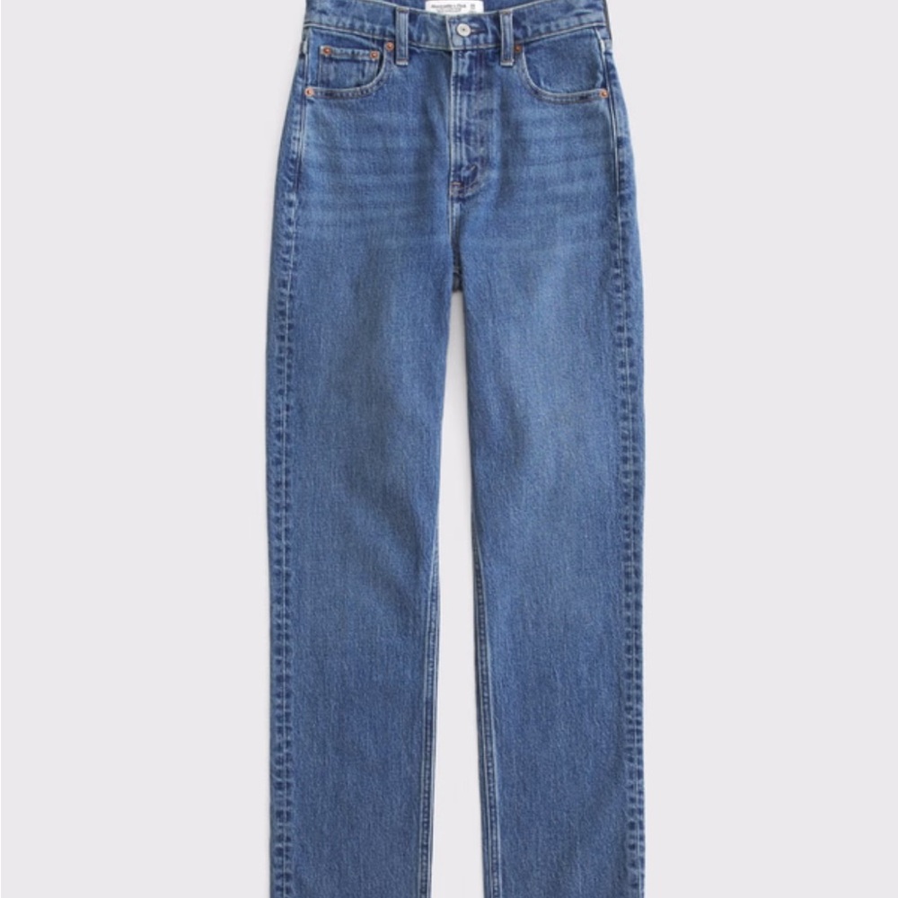 NWT Abercrombie and Fitch Ultra High Rise Relaxed Jean Curve Love
